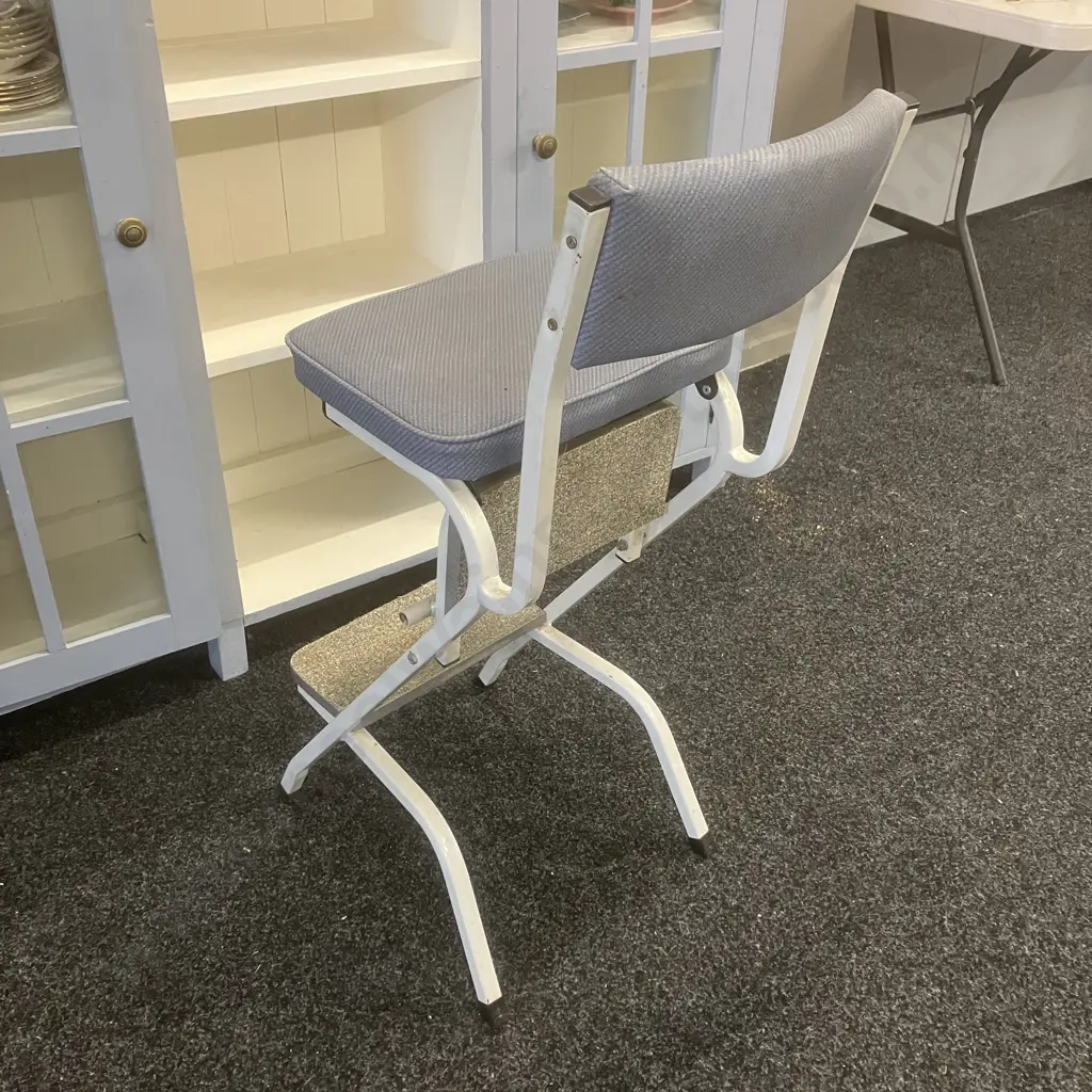 Vintage TW Toy Ltd NZ Made Stepstool With Seat Image 1++