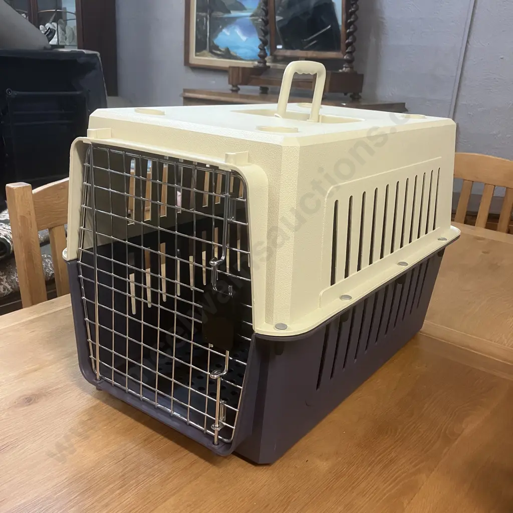 Pet Carry Cage. H40 W60 D38cm Image 1++