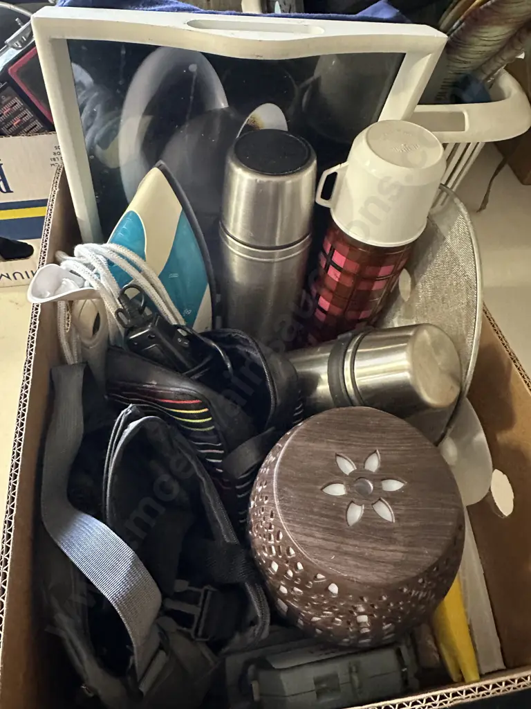 Box Lot Thermoses, Iron, Remington Hair Trimmer Etc Image 1++