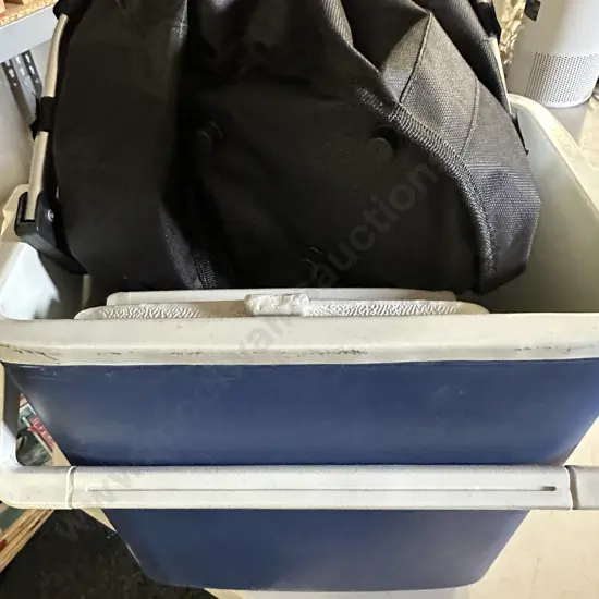 Chilly Bin & Folding Basket