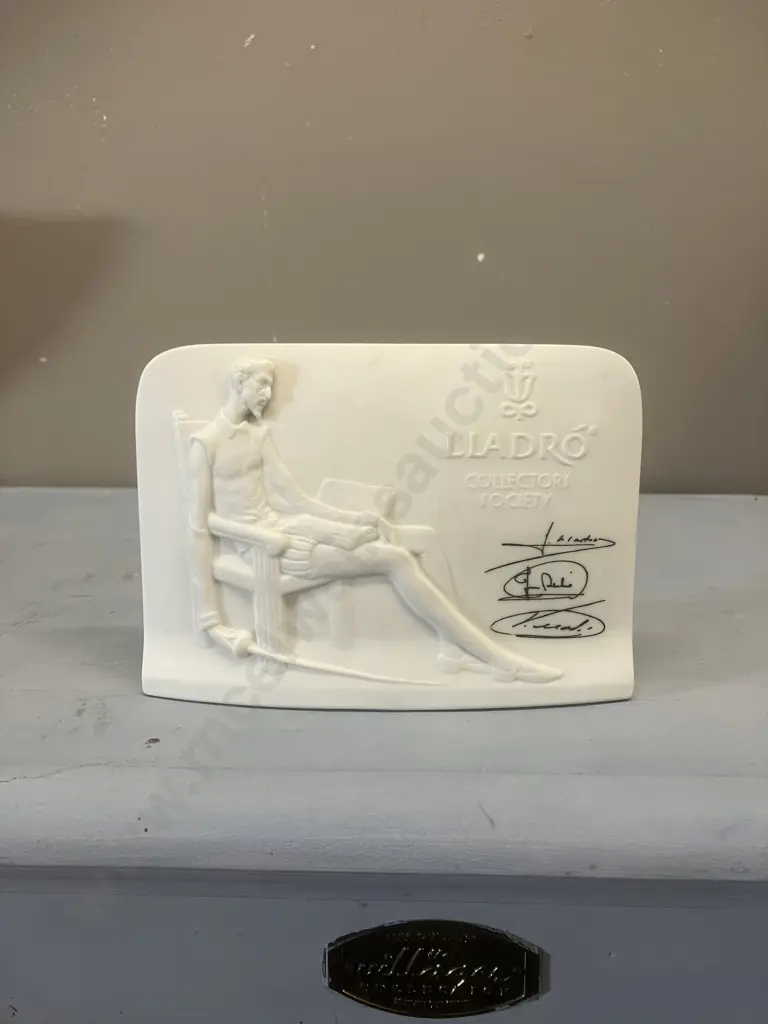 Lladro Collectors Society Don Quixote Shell Plaque 1985. 11 x 15cm Image 1++