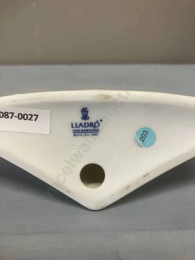 Lladro Collectors Society Don Quixote Shell Plaque 1985. 11 x 15cm Image 1++