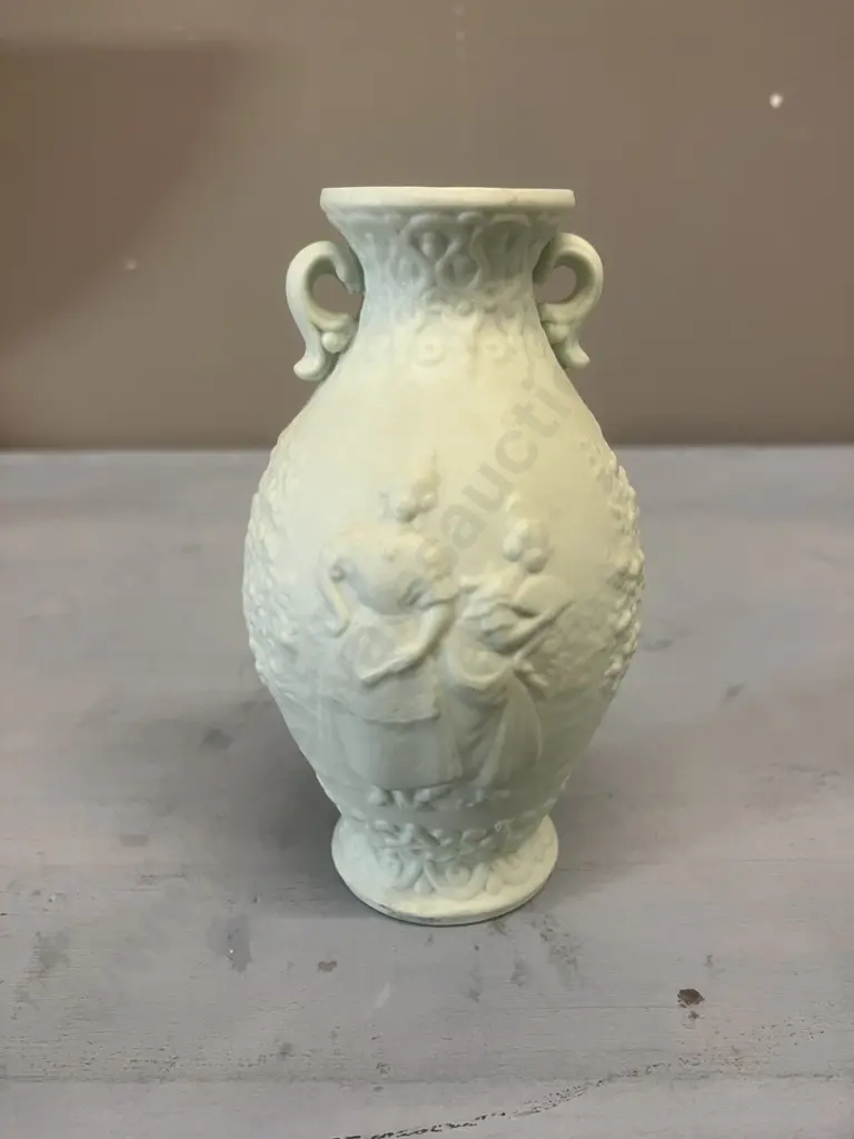 Lladro Mini Bucaro Valencia Urn, Issued 1984 Retired 1988. H11cm Image 1++