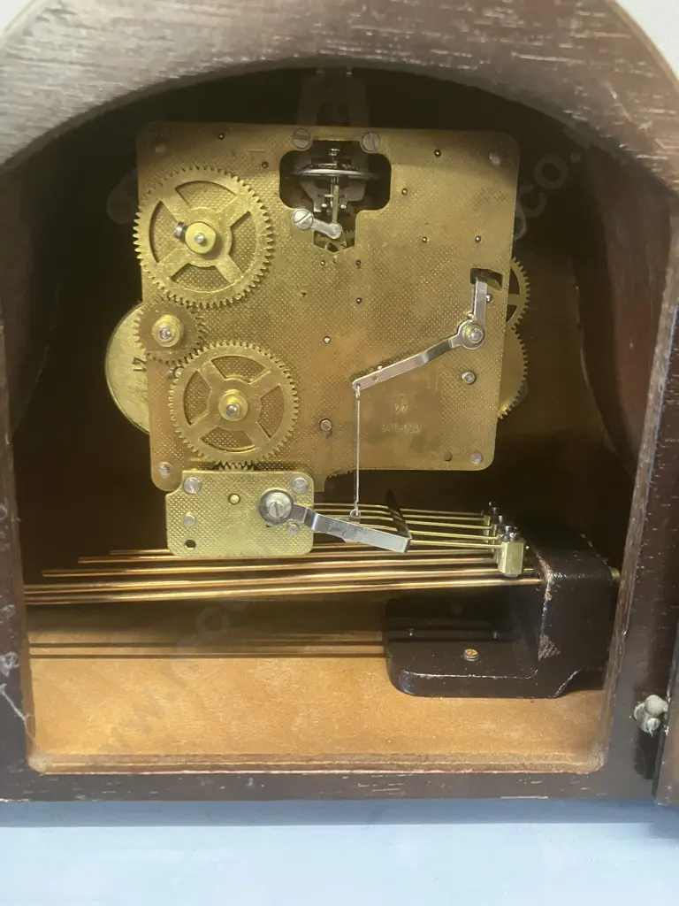 Vintage 1977 Kleninger Chiming Mantle Clock With Key, Hermle 340-020 Movement. 21 x (Hinge to front Glass needsRrepair) Image 1++