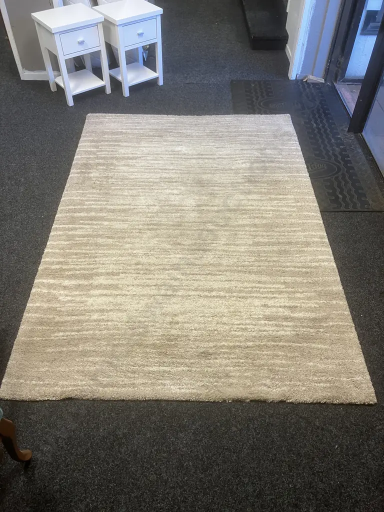 'Plaza' Beige Cream Soft & Woolly Floor Rug Made In Belgium. 160 x 230cm Image 1++