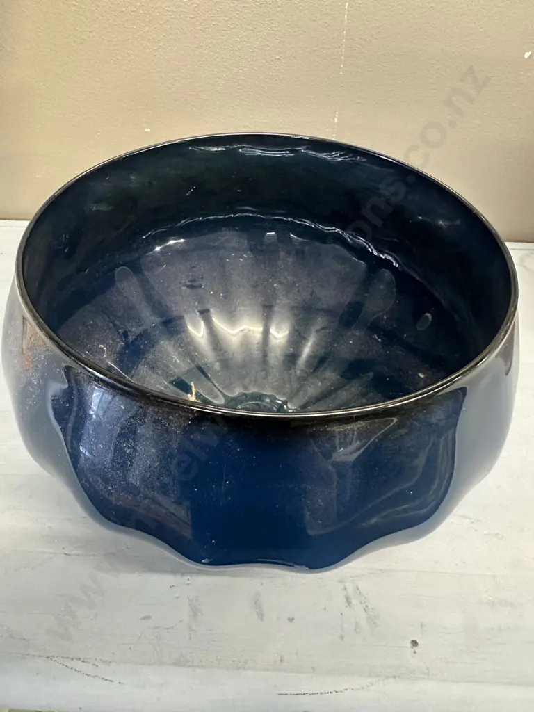 New Zealand Deep Blue Glass Works Bowl H14,Dia22cm. Image 1++