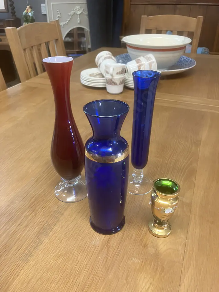 Four Bud Vases Image 1++