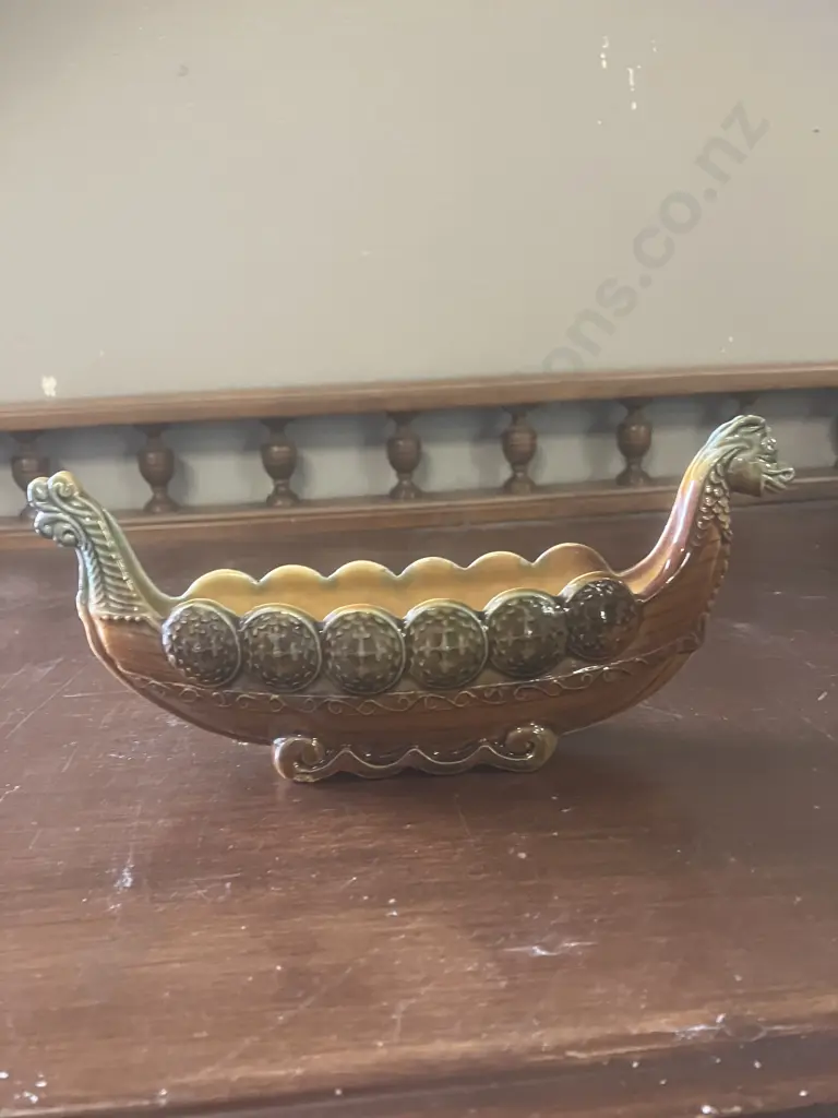 Wade Porcelain Viking Long Boat. 8.5 x 19cm Made In England Image 1++
