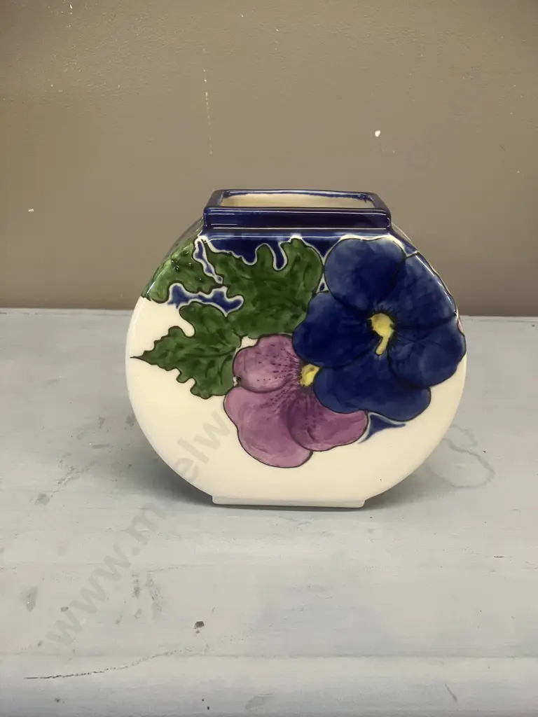 Penny Madden Pottery Vase, Hand Painted Pansy's. 14.5 x 15cm Image 1++