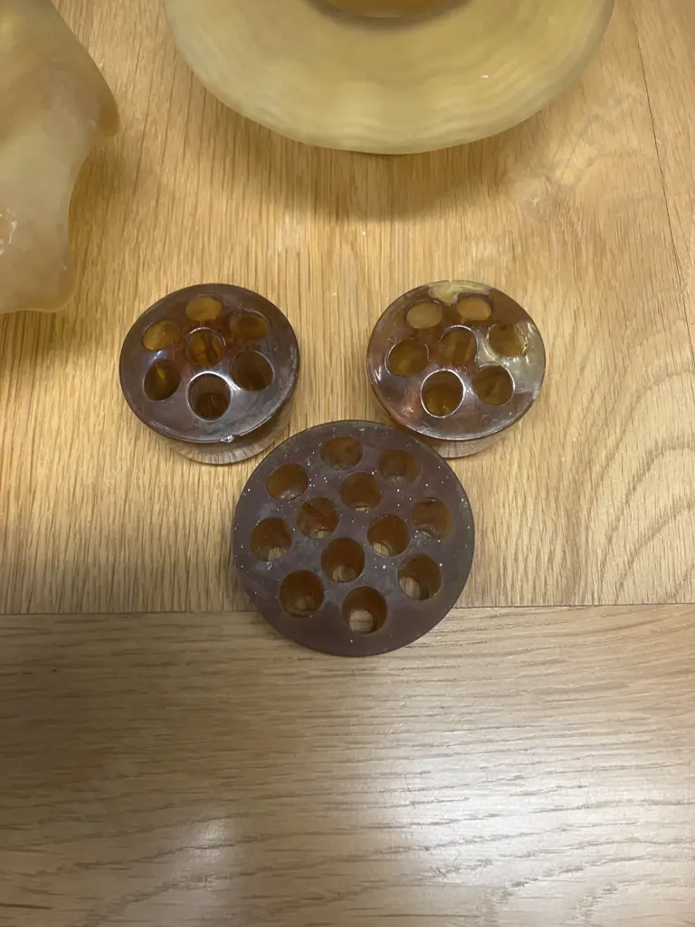 Bagley Equinox Frosted Amber Glass Posy Bowl, Ripple Glass Round Posy Bowl & Three English Made Amber Glass Frogs Image 1++