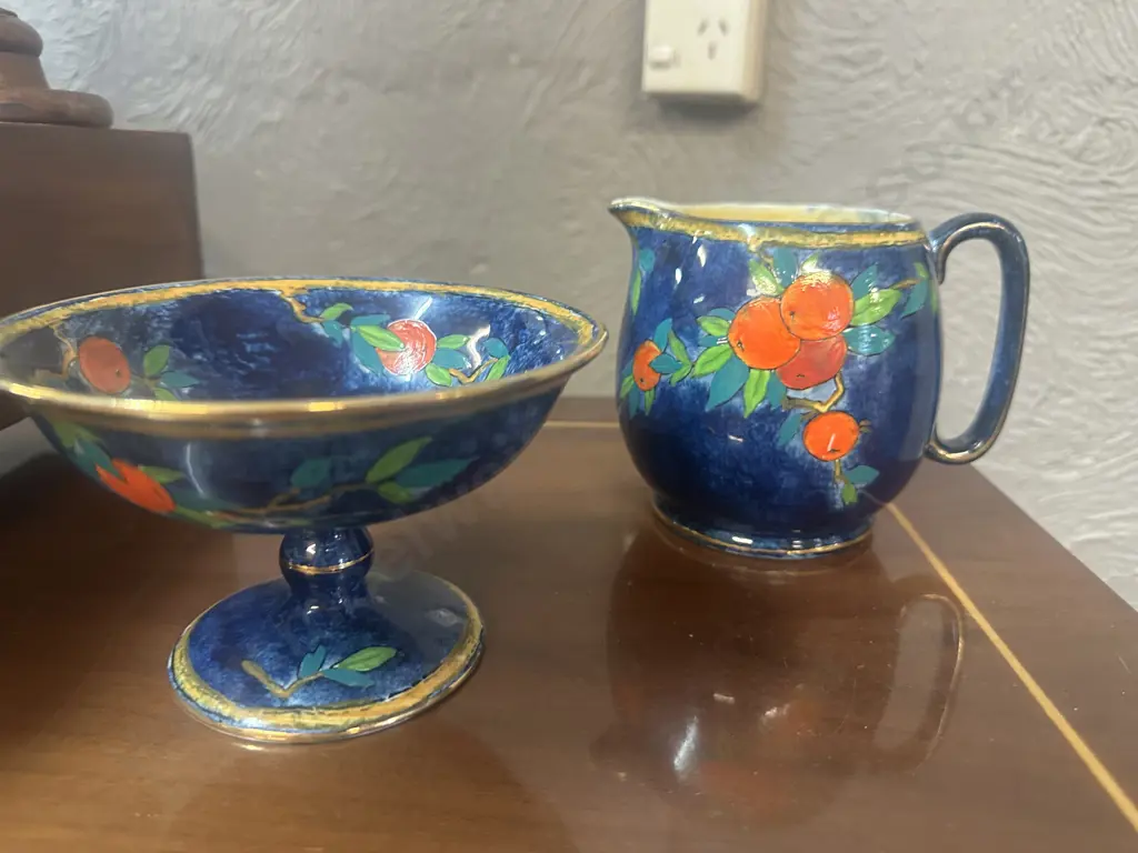 Royal Winton Grimwades Jug & Pedestal Dish Image 1++