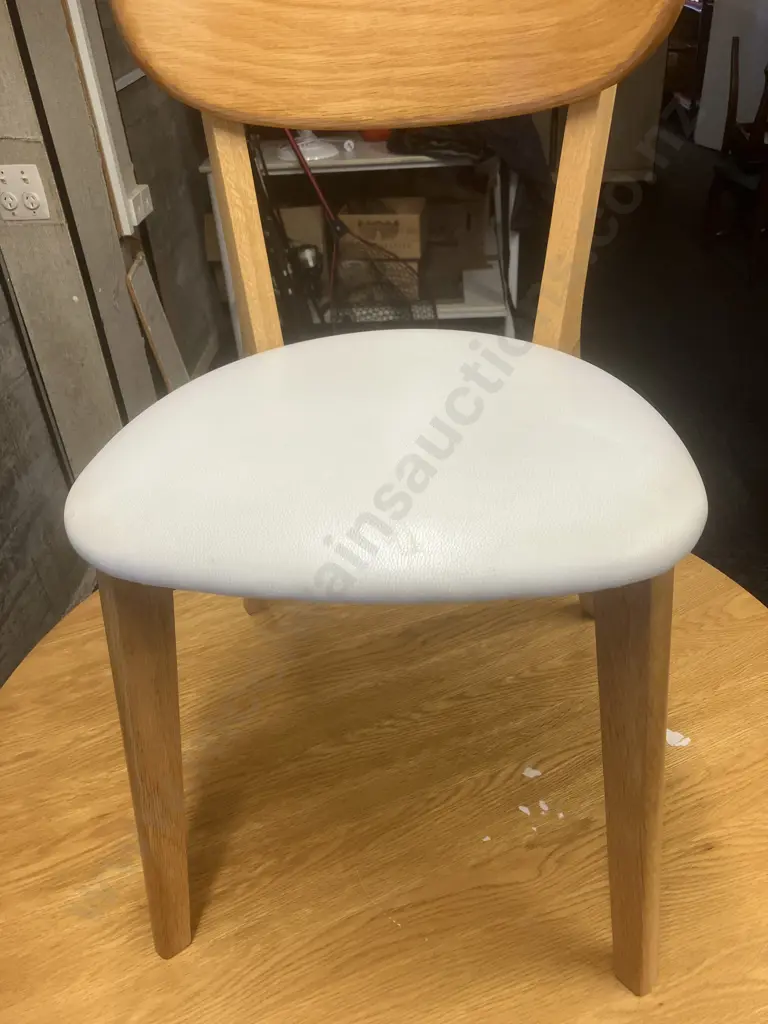 Scandinavian Style Oak Dining Table With 4 Chairs. 75 x 105cm (One Chair has Damage To Upholstery) Image 1++