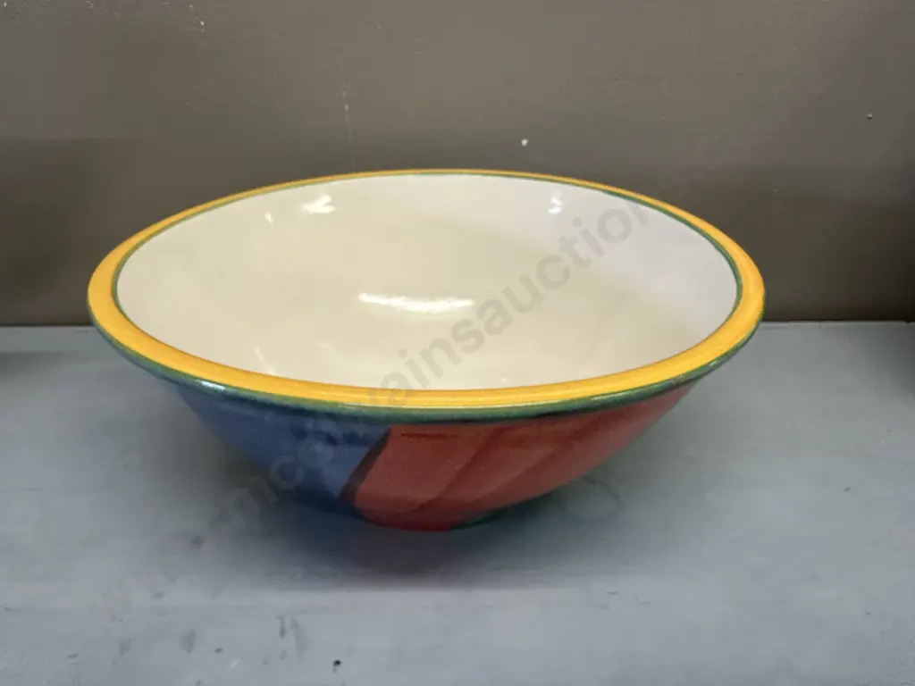 Large Temuka Pottery Serving Bowl H14,Dia32cm. Image 1++
