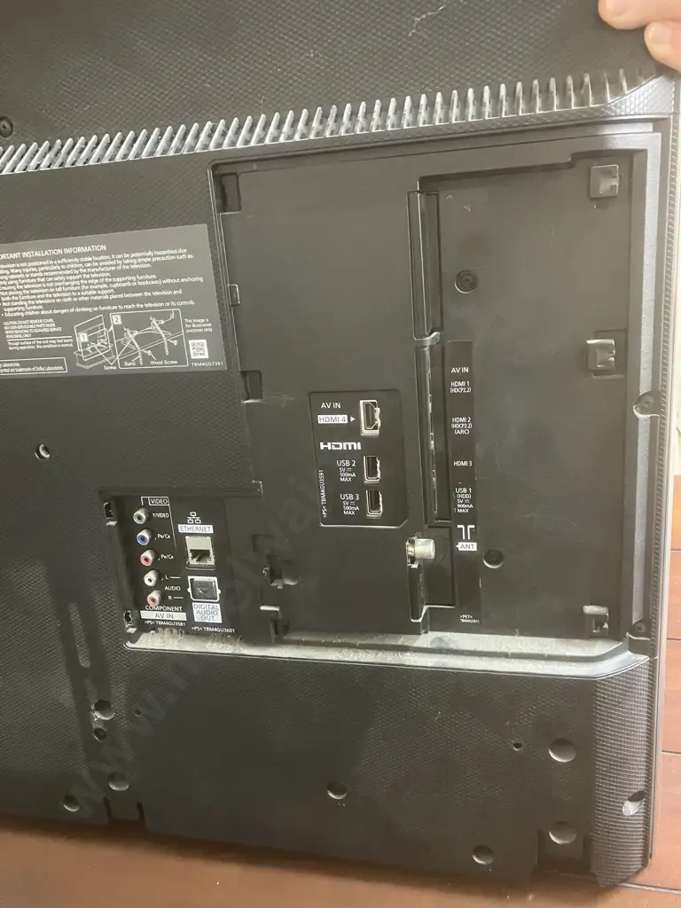 Panasonic Viera 50" 4K ULTRA HD LED LCD TV With Remote Control & Manual Model TH-50DX740U (No Feet) Image 1++