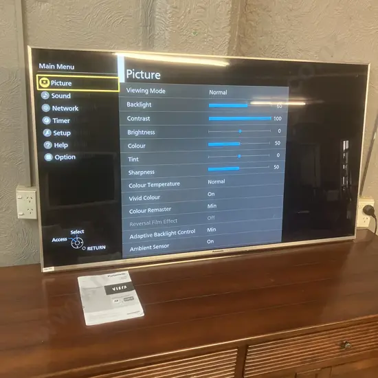 Panasonic Viera 50" 4K ULTRA HD LED LCD TV With Remote Control & Manual Model TH-50DX740U (No Feet)