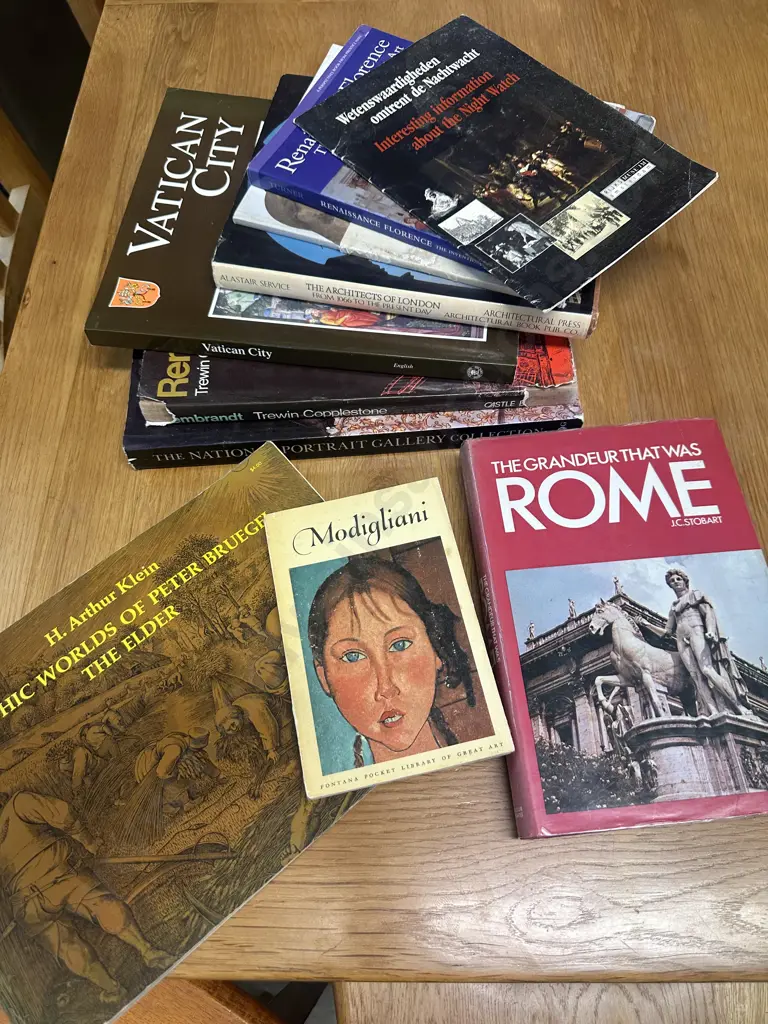 Selection Of Vintage Books Including Vatican City, National Portrait Gallery Etc Image 1++