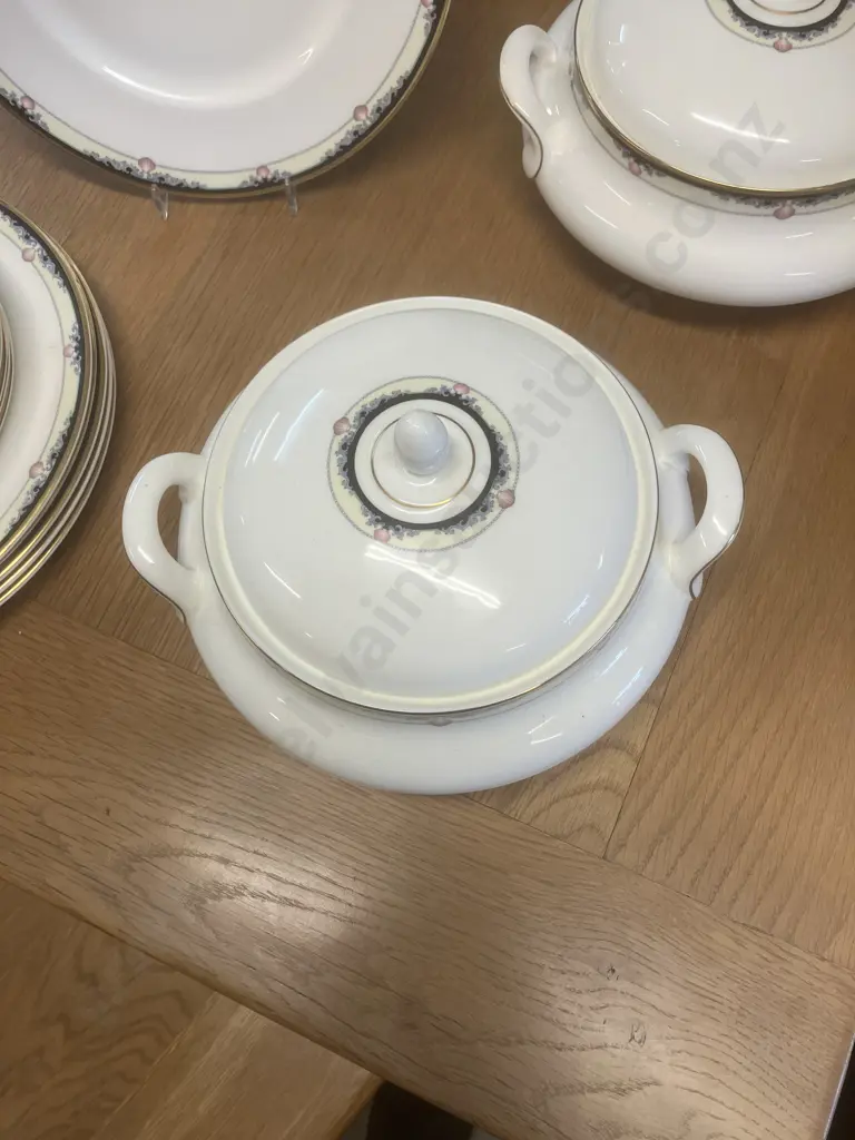 Royal Doulton Bone China Rhodes H5099 Lidded Tureens, 6 Dinner Plates & Bread & Butter Plates, c1985 Image 1++