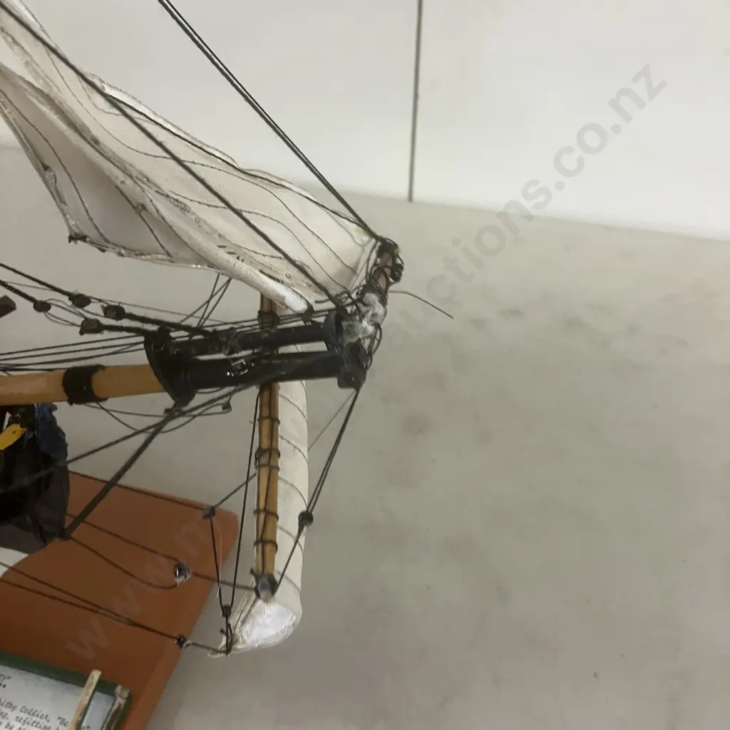 H.M.A.V. Bounty Wooden Model - Royal Navy Purchased British Merchant 1787 Commanded by William Bligh. L86cm Image 1++