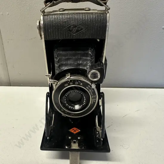 Agfa Folding 6x9 Camera with Agfa Anastigmat Jgestar F7.7 Lens