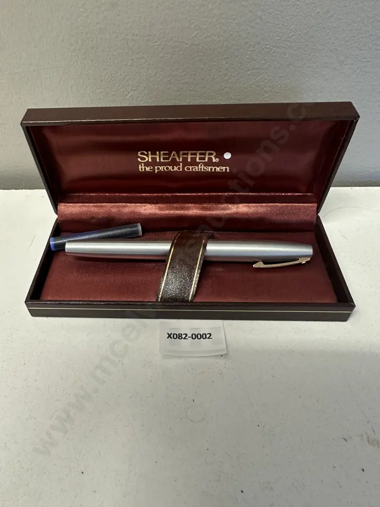 Vintage Sheaffer Imperial Fountain Pen 14k Gold 585 Nib, With Extra Cartridge In Case, Made in Australia Image 1++