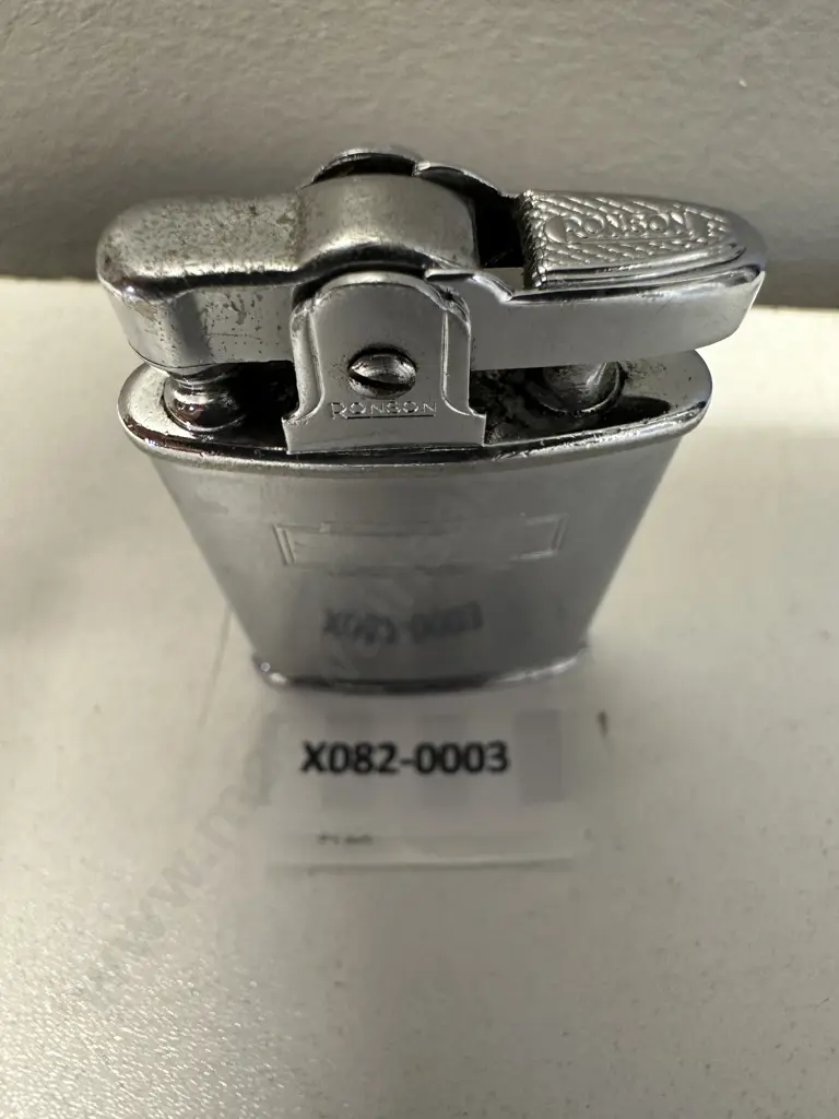 Vintage Classic Mid-Century Ronson Standard Lighter Made In England Pat: 621570 Image 1++