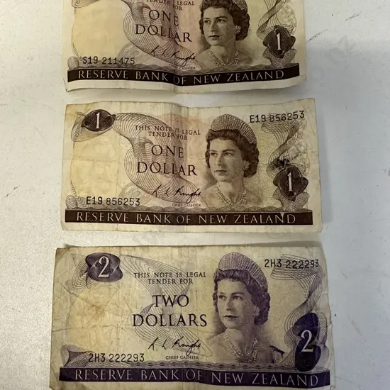 New Zealand Notes - Two x  $1 Dollar, One x $2, 1975 - 1977  R. L. KNIGHT