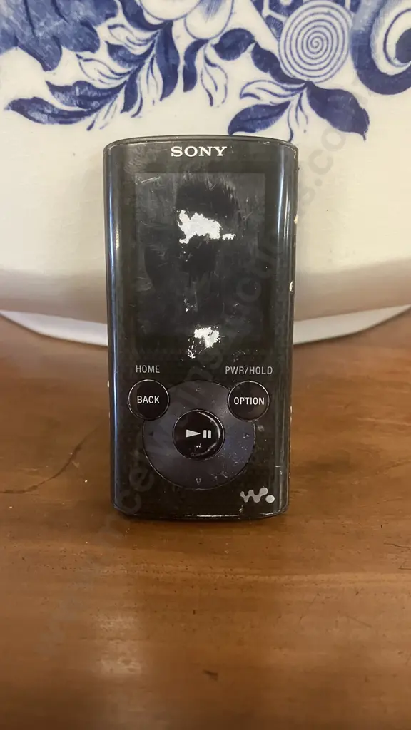 Sony NWZ-E383 E Series Walkman Only Image 1++