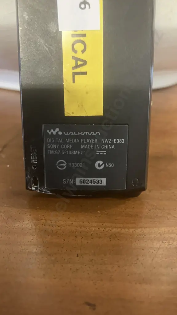 Sony NWZ-E383 E Series Walkman Only Image 1++
