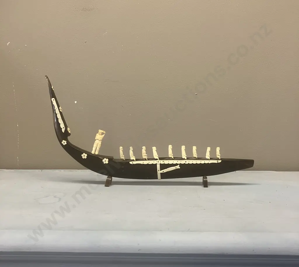 Carved Horn Snake Boat (As Found). L36cm Image 1++