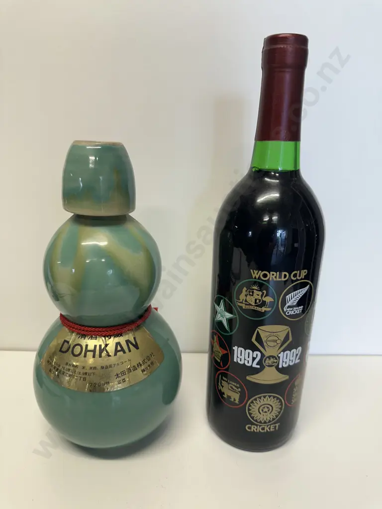 Commemorative Bottle Of 1992 Cricket World Cup & Dohkan Decanter Only Image 1++