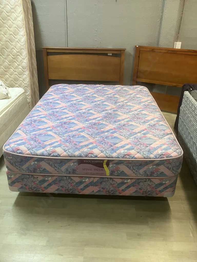 Tattersfield Backmaster Collection Spinal Paedic Queen Size Mattress & Base. 150 x 196 Image 1++