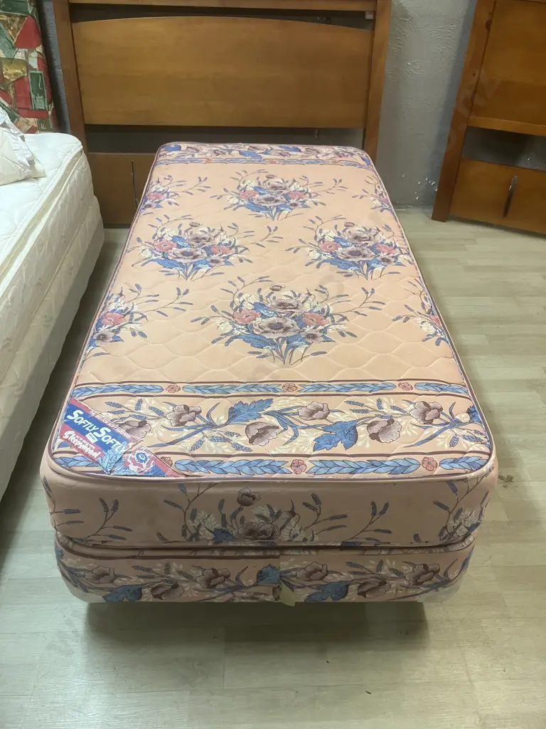 Sleepyhead Softly Softly Single Size Mattress & Base Image 1++