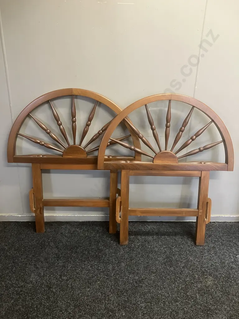 Pair of Wooden Wagon Wheel Headboards. 103 x 90cm Image 1++