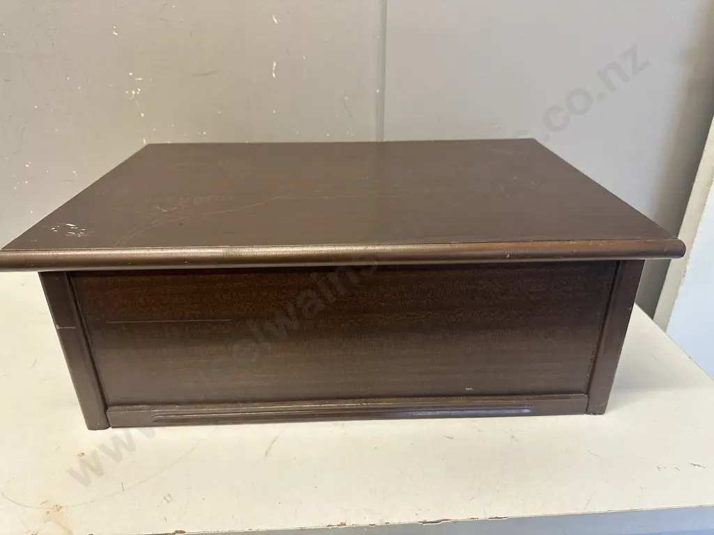Vintage Storage Mahogany Storage Box With Hinged Lid H20,D36,W54cm. Image 1++