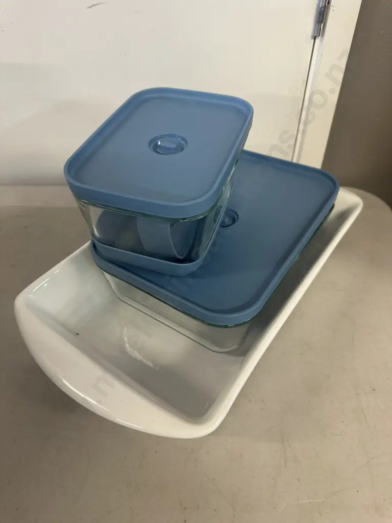 Kitchen Aid Lidded Dishes & Maxwell Williams Baking Dish Image 1++