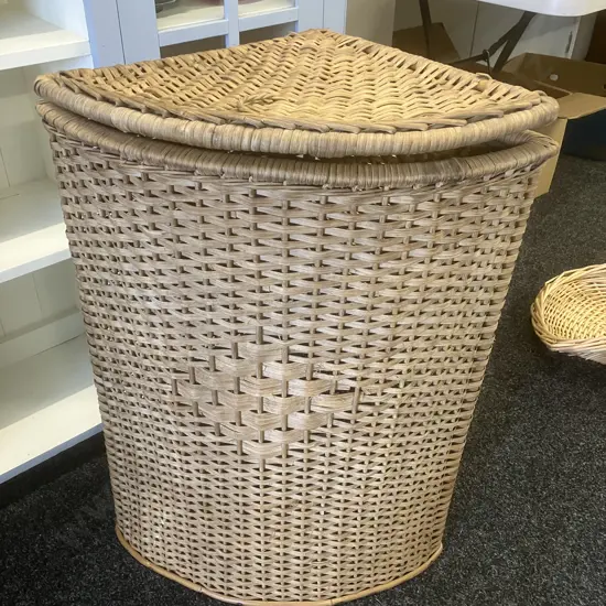 Wicker Corner Laundry Hamper With Hinged Lid. 80 x 43cm
