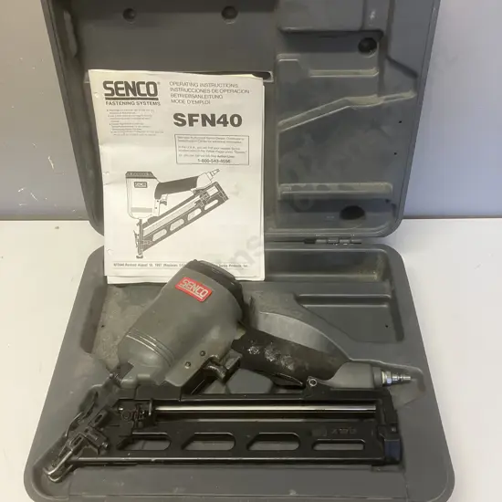 SENCO SFN40 15 Gauge Angled Finish Nailer, Air Operated In Case With Manual