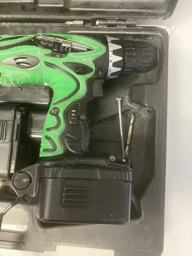 Hitachi 14.4V Drill 14DVF3 Skin, Torch Skin, Pair of Batteries, Ni-Cd Charger & Assorted Bits IN Moulded Case Image 1++