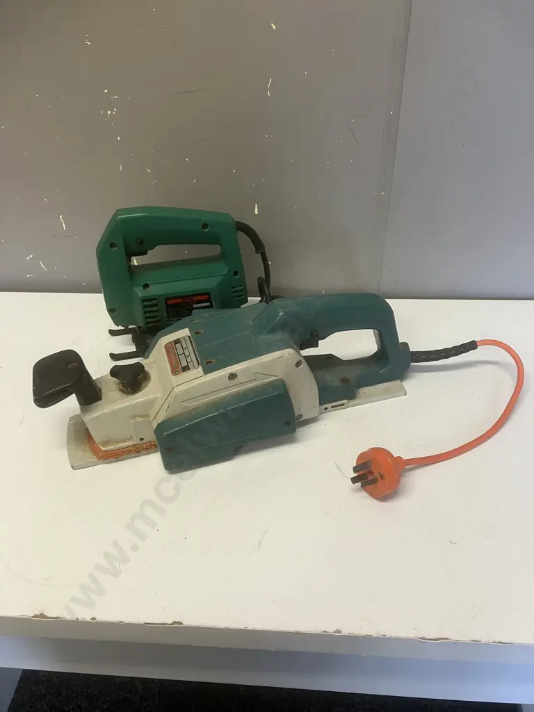 Black & Decker 800W Electric Planer & Ryobi 230W Jigsaw Image 1++