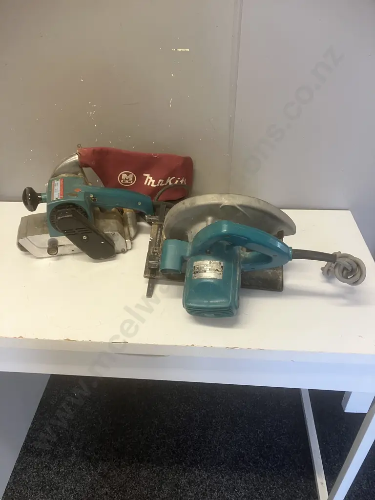 Makita 9900 760W Belt Sander & Makita 5008B 210mm Circular Saw Image 1++