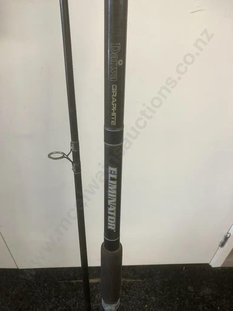 Daiwa Eliminator EL923 12' 17-30lb Medium Heavy Action Rod. 2 Piece Image 1++