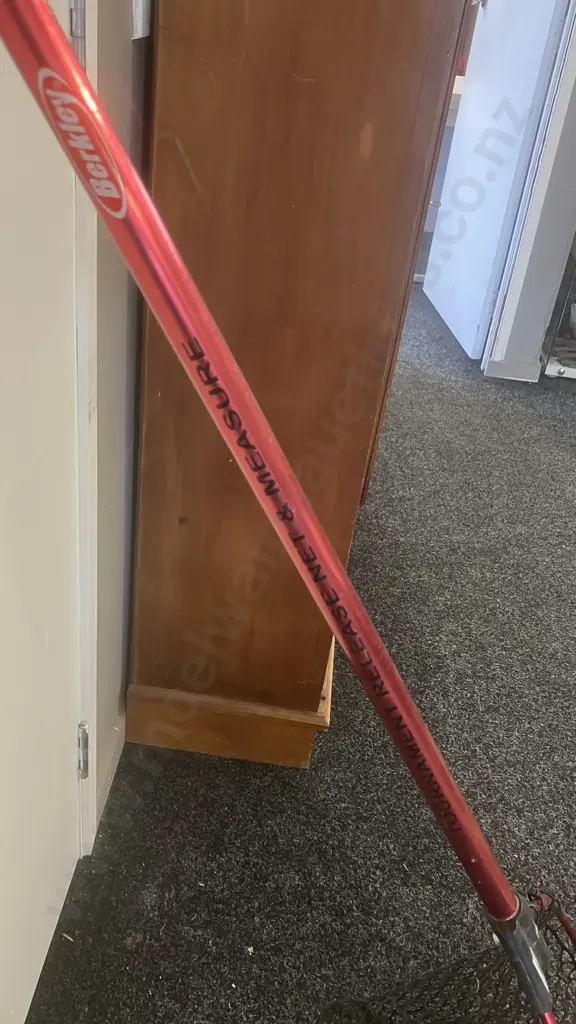 Berkley Tournament Release Net & Measure. L140cm Image 1++