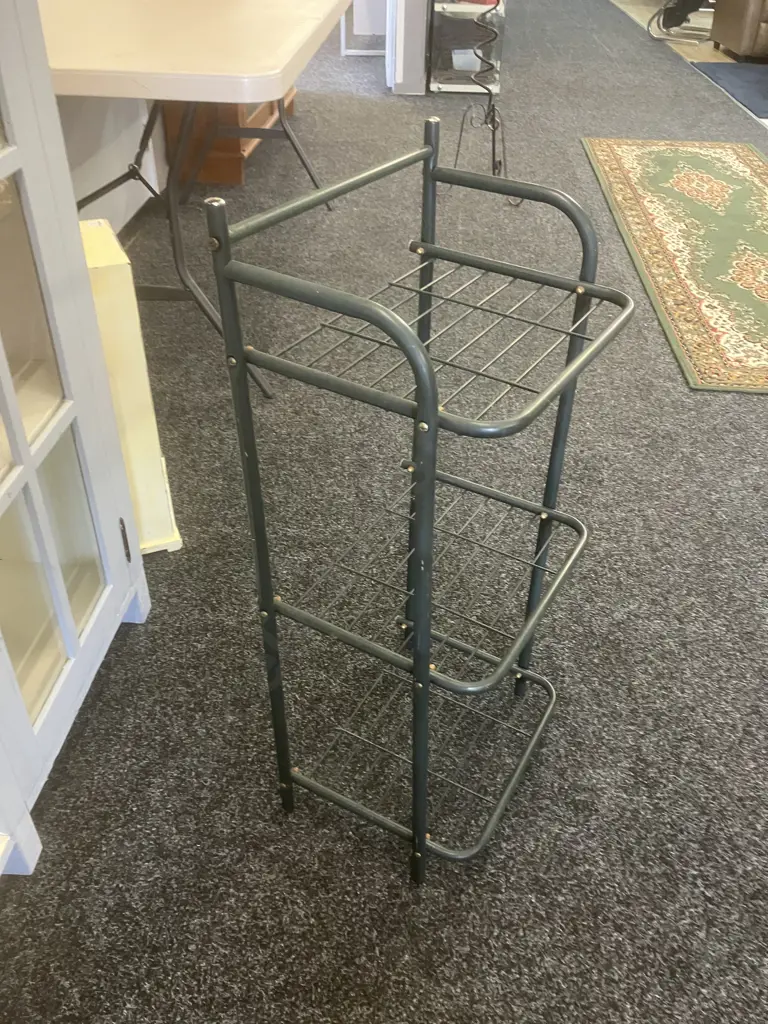 Chrome Freestanding Towel Rack (86 x 58cm) & Green Colour Metal Shelf, 3 Shelves (80 x 36cm) Image 1++