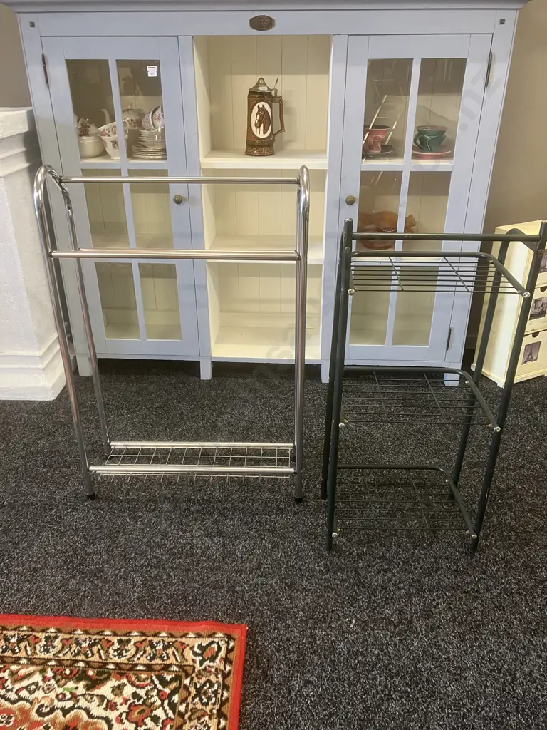 Chrome Freestanding Towel Rack (86 x 58cm) & Green Colour Metal Shelf, 3 Shelves (80 x 36cm) Image 1++