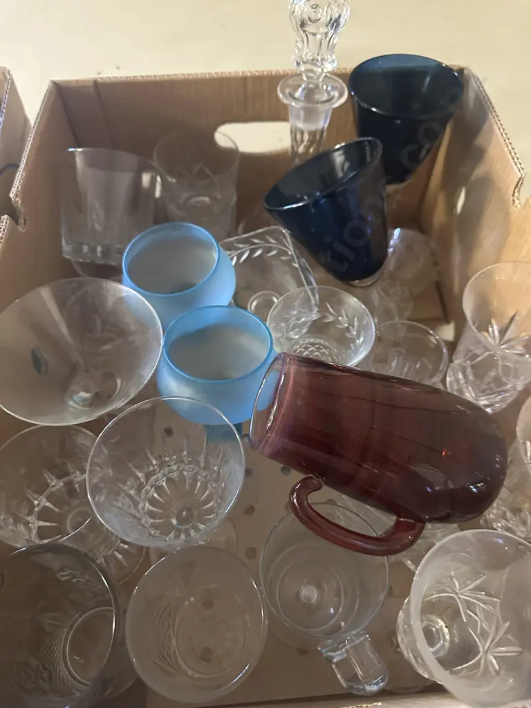 Selection of Vintage Crystal & Coloured Glasses Image 1++