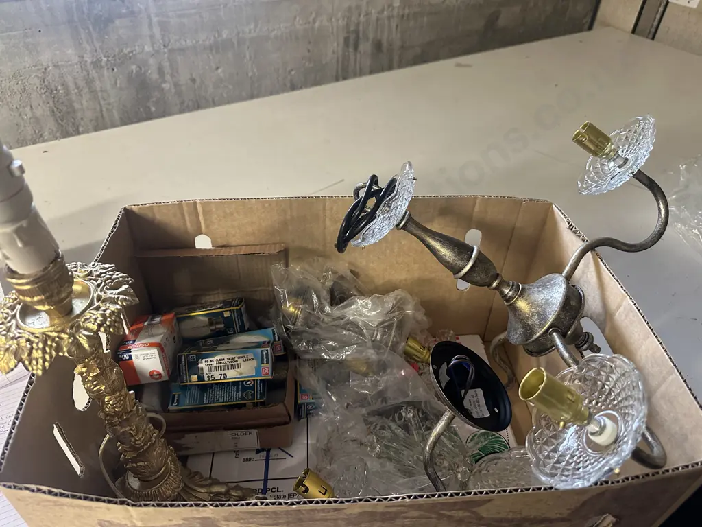 Box Lot Vintage Light Fittings (Incomplete) With Brass Colour Table Lamp Image 1++