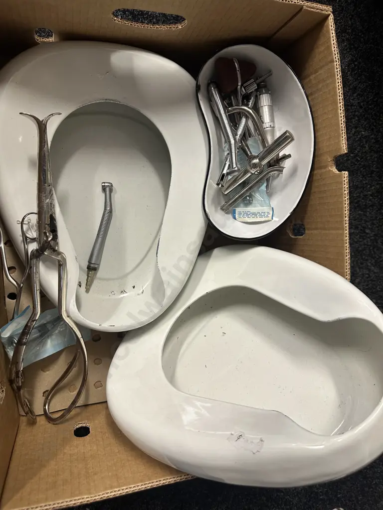 Vintage Pans, Enamel Dish Etc Image 1++