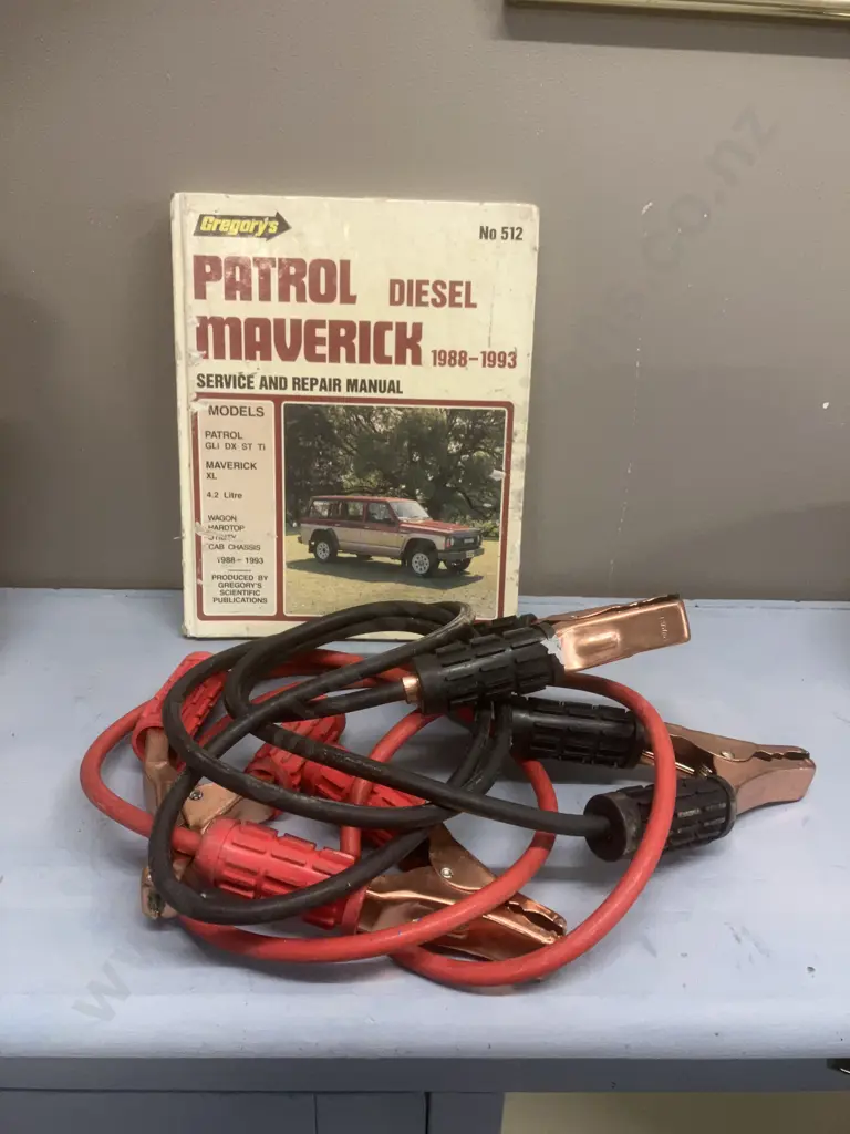 Gregory's Patrol Maverick 1988-1993 Diesel Service And Repair Manual No 512 With a Pair of Jumper Leads Image 1++
