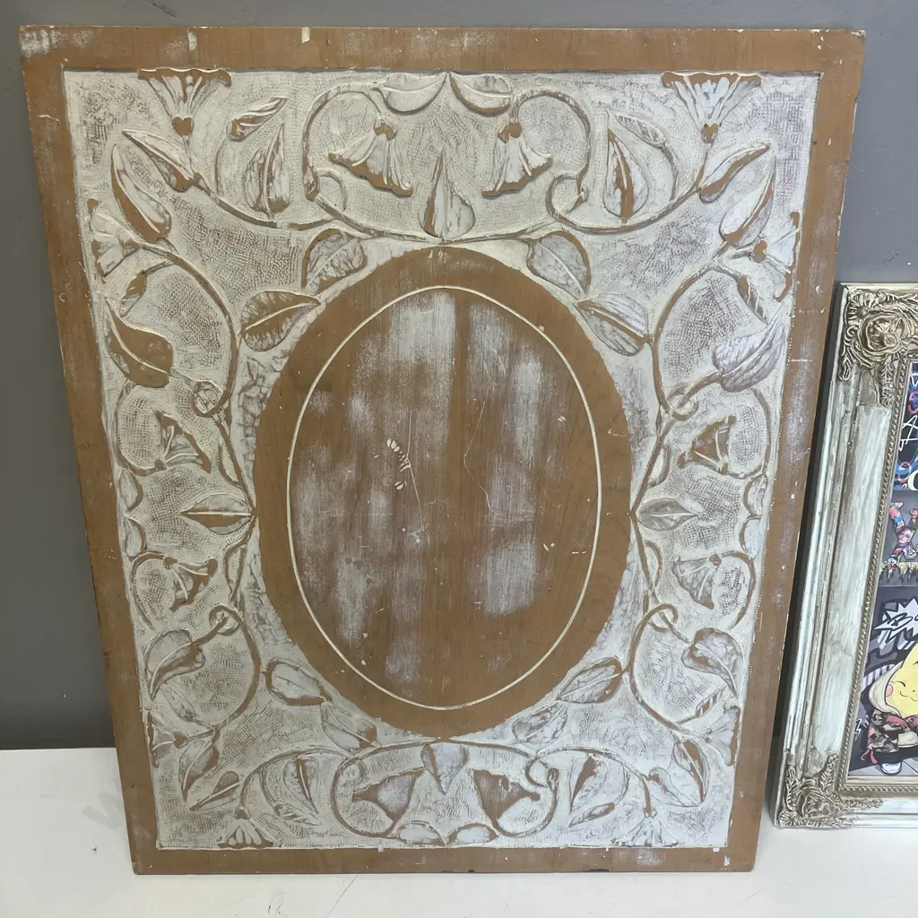 Wood Frame & Early Settler Heart Mirror With Cartoon Pictures Image 1++