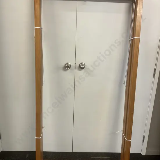 Pine 3 Panel Dividing / Privacy Screen Frame, Mobile. 176.5 x 89cm